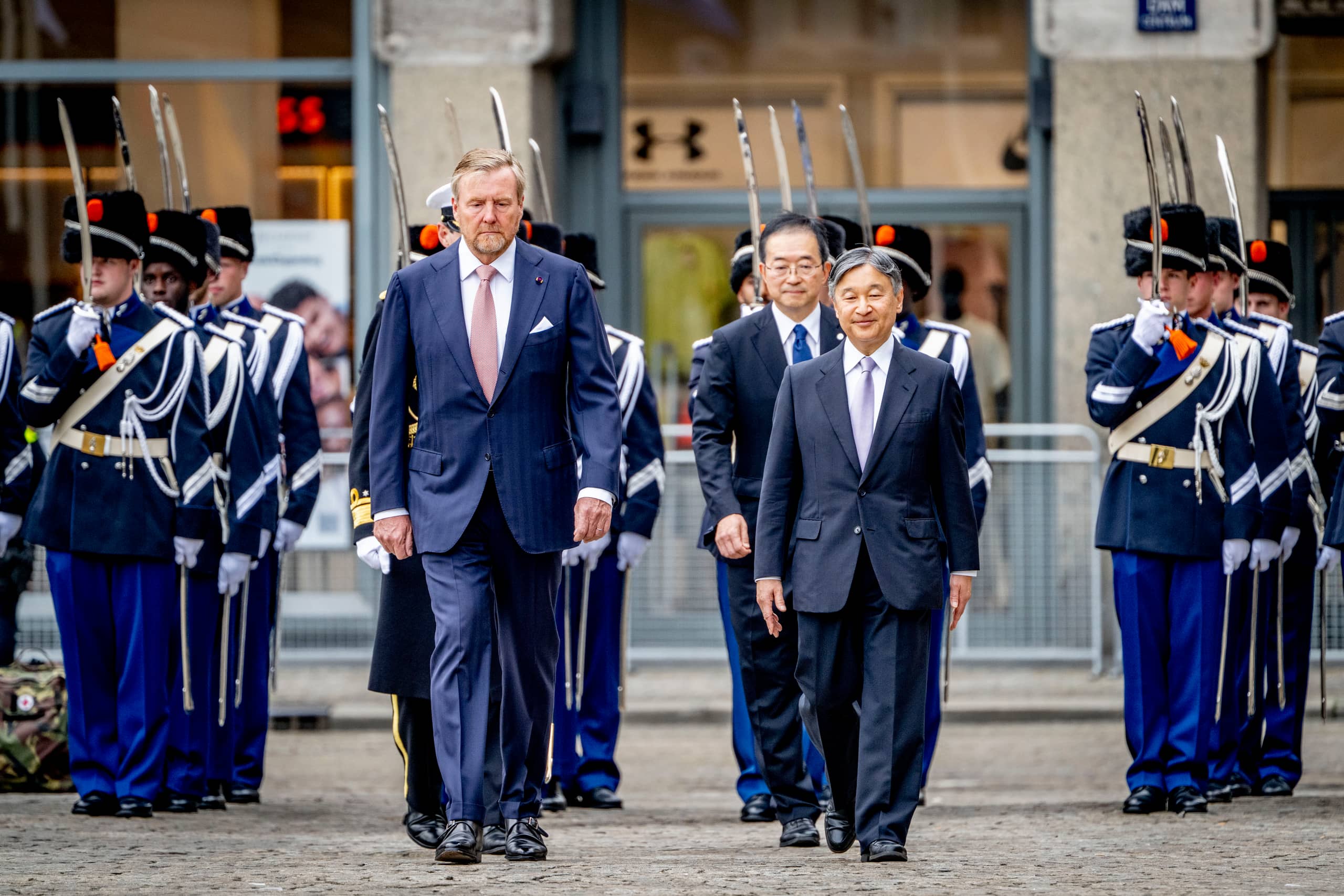 Welcome ceremony state visit Emperor of Japan to the Netherlands